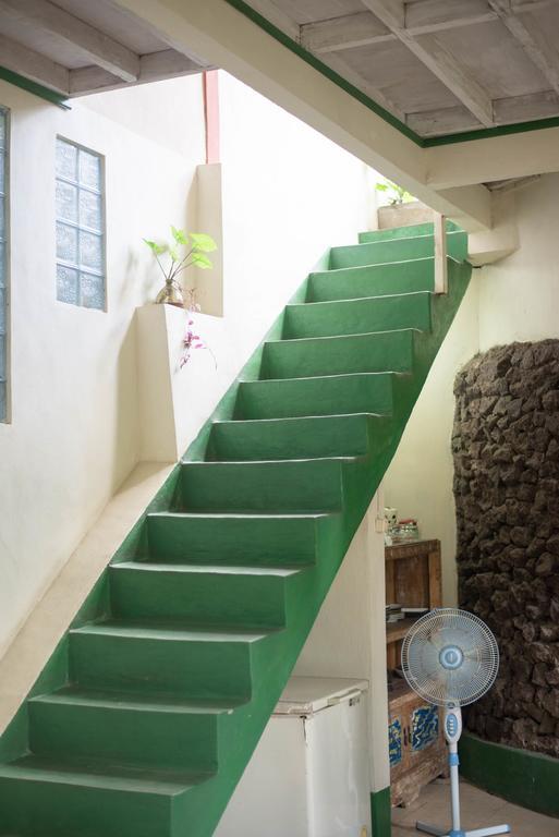 Serenity House Hotel Ubud Esterno foto