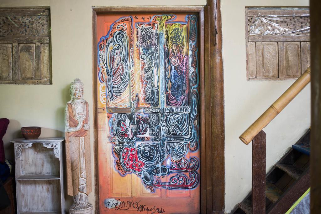 Serenity House Hotel Ubud Esterno foto