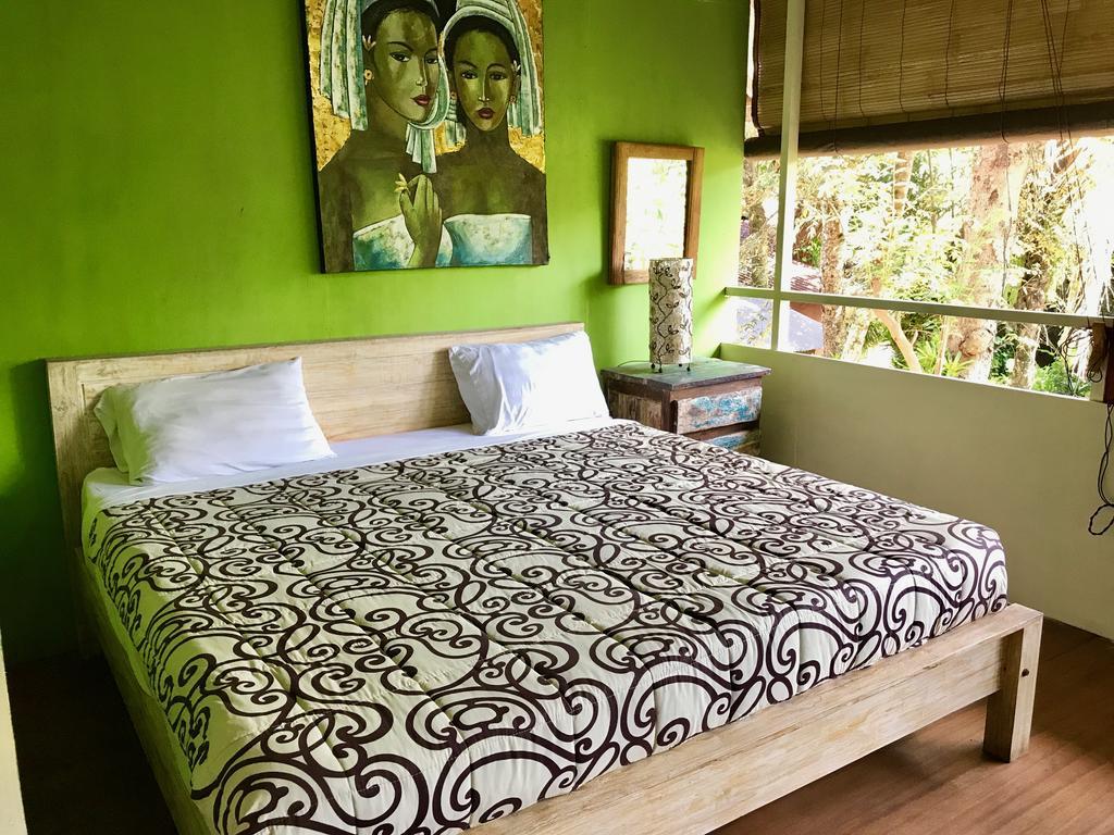 Serenity House Hotel Ubud Esterno foto