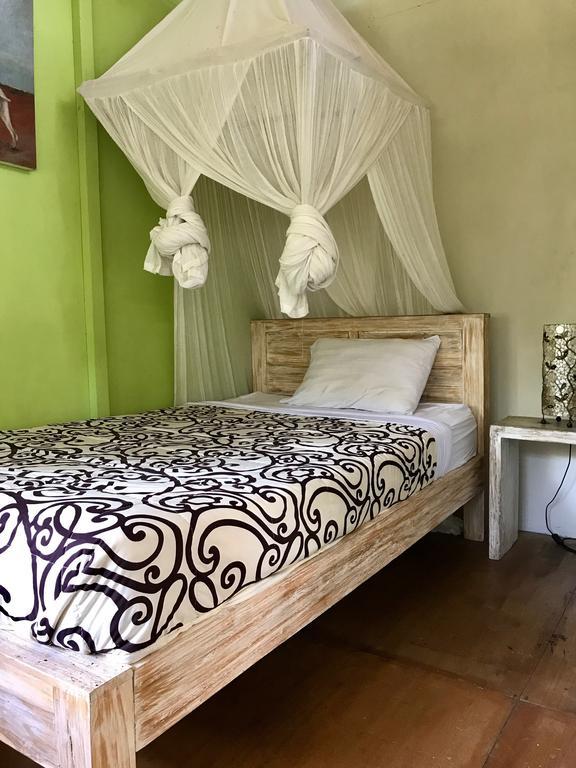 Serenity House Hotel Ubud Esterno foto